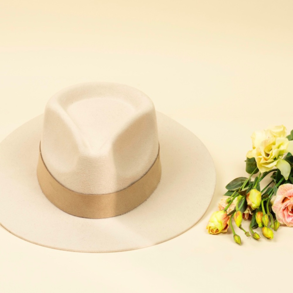 Teressa Foglia Lynn Hat - Never Worn